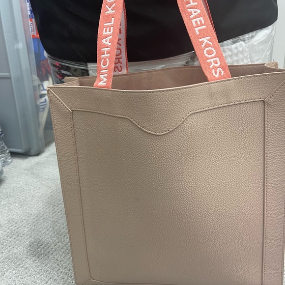 mk bag - Picture 3 of 3